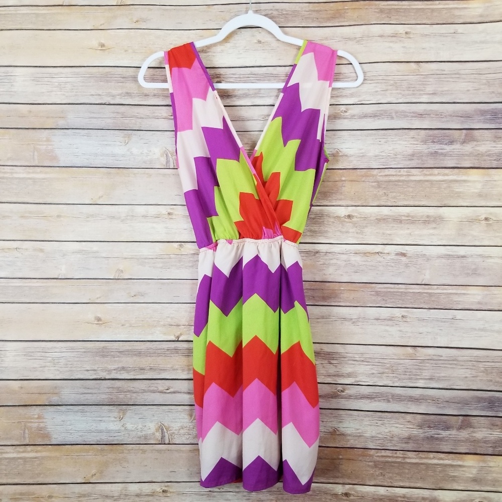 Peach Love Cream California Dress Size Small - Picture 7 of 7